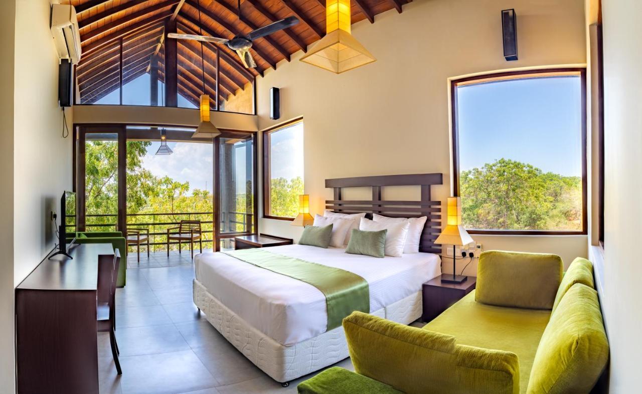 Rock Wild Yala Hotel Exterior photo