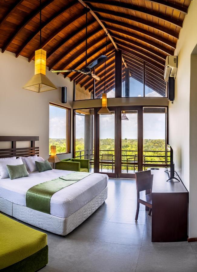 Rock Wild Yala Hotel Exterior photo