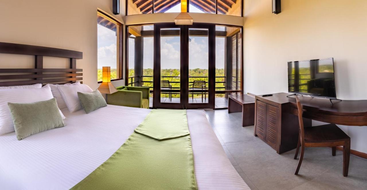 Rock Wild Yala Hotel Exterior photo